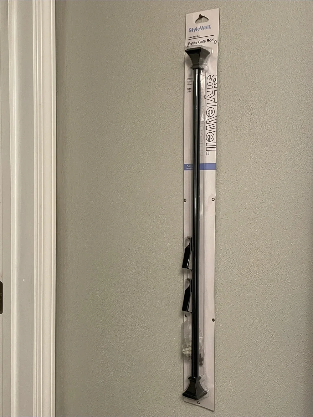 New StyleWell Petite Cafe Rod Black Matte Finish Curtain Rod 28-48” - 5/8”D